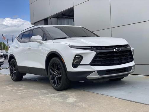 White 2023 Chevrolet Blazer 3LT