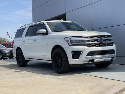 White 2024 Ford Expedition Max Platinum