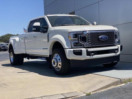 Star White 2022 Ford F-450 LIMITED 8'