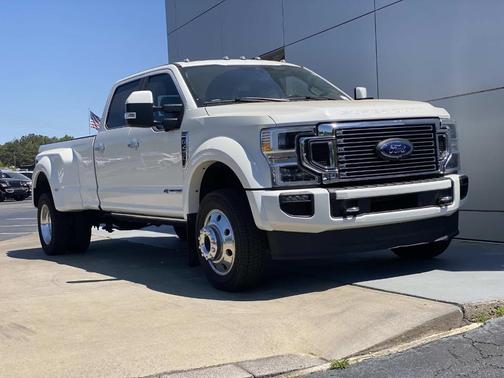 Star White 2022 Ford F-450 LIMITED 8'
