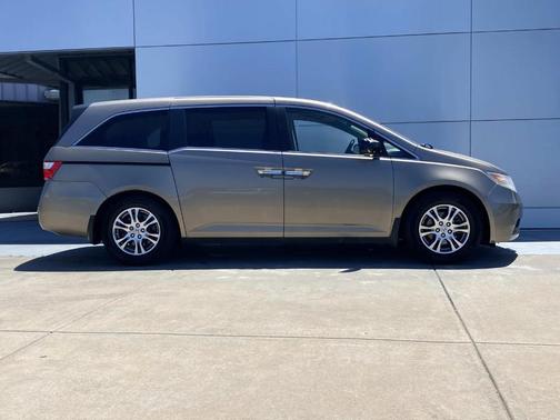 Gold 2012 Honda Odyssey EX-L