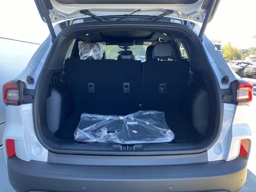 2026 Ford Escape ST-Line Select AWD