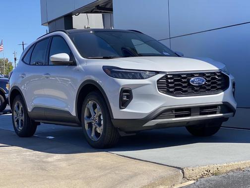 2026 Ford Escape ST-Line Select AWD