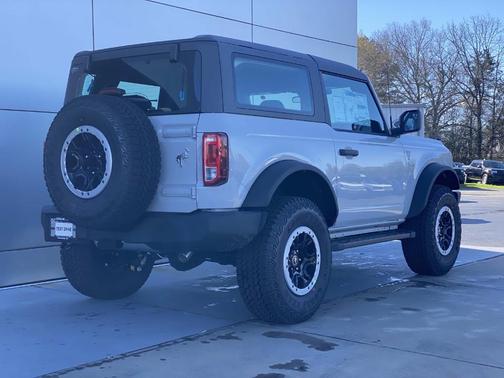 2026 Ford Bronco Base