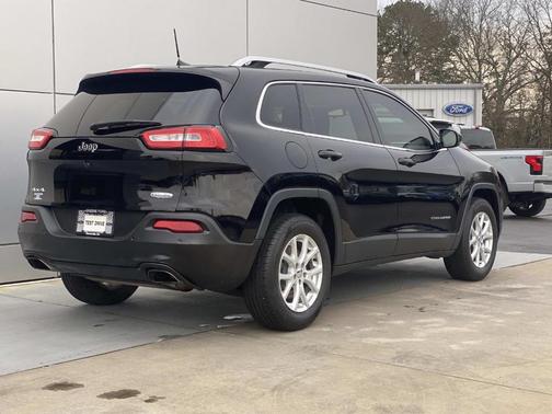 2017 Jeep Cherokee Latitude