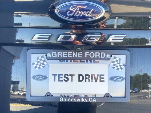 Black 2024 Ford Edge SEL