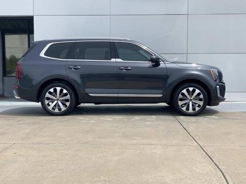 Gray 2021 Kia Telluride S