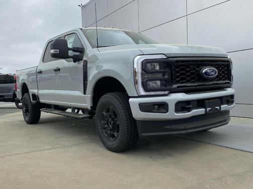 2025 Ford F-250 XL