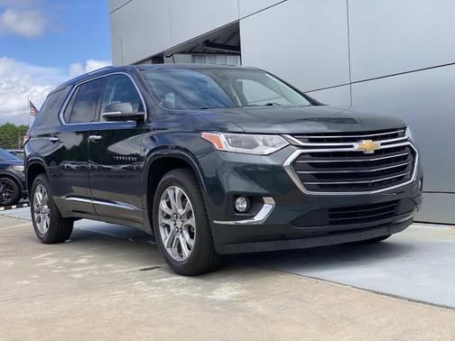 Gray 2019 Chevrolet Traverse Premier