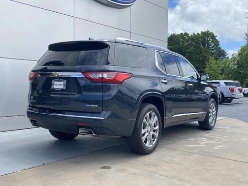 Gray 2019 Chevrolet Traverse Premier