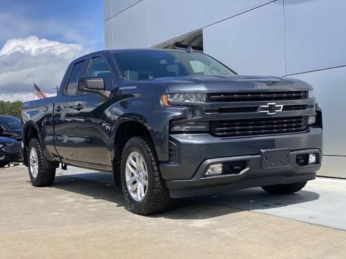 Gray 2019 Chevrolet Silverado 1500 RST