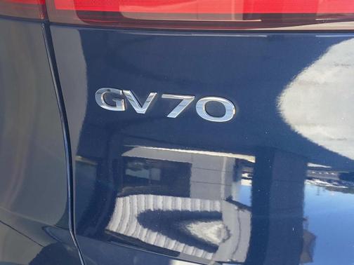 Blue 2022 Genesis GV70 2.5T
