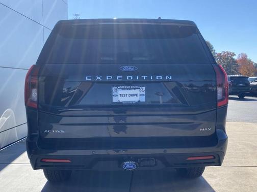 2025 Ford Expedition Max Active