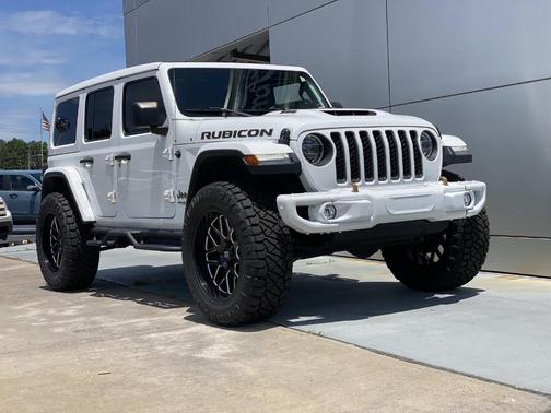 White 2022 Jeep Wrangler Unlimited Rubicon 392