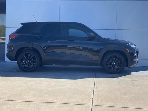 Black 2021 Chevrolet Trailblazer LS