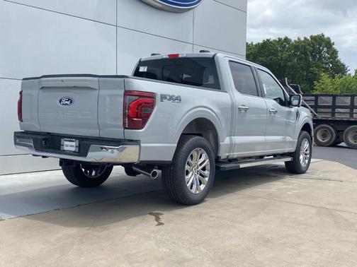 Avalanche 2026 Ford F-150 Lariat