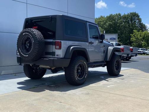 2016 Jeep Wrangler Sport