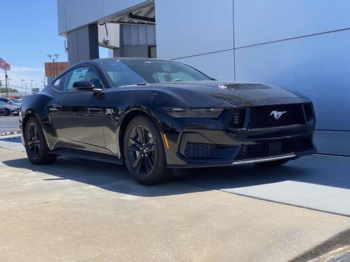 2025 Ford Mustang