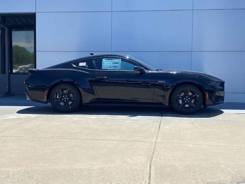 2025 Ford Mustang