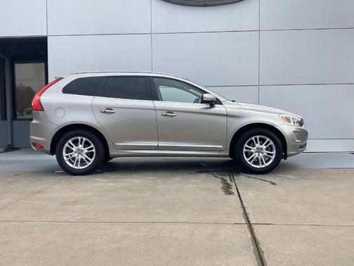 2015 Volvo XC60 T5 Premier