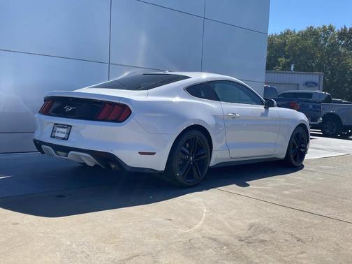 2016 Ford Mustang EcoBoost