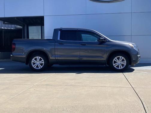 2017 Honda Ridgeline RT