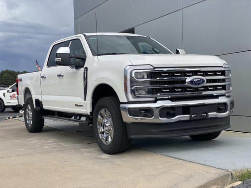 Star White 2026 Ford F-250 Lariat