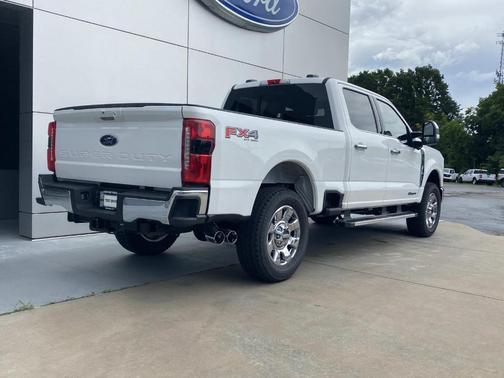 Star White 2026 Ford F-250 Lariat