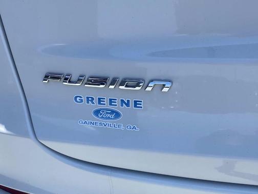 Oxford White 2019 Ford Fusion Hybrid Titanium