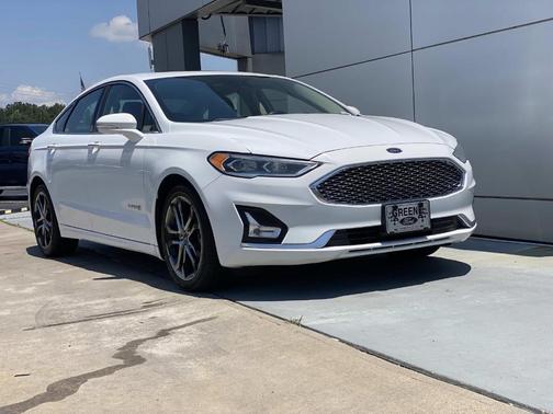 Oxford White 2019 Ford Fusion Hybrid Titanium