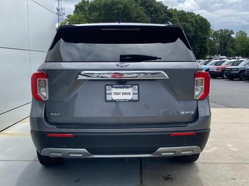 Gray 2022 Ford Explorer XLT