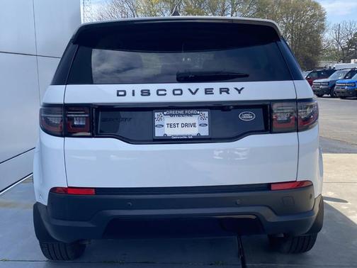 2022 Land Rover Discovery Sport SE