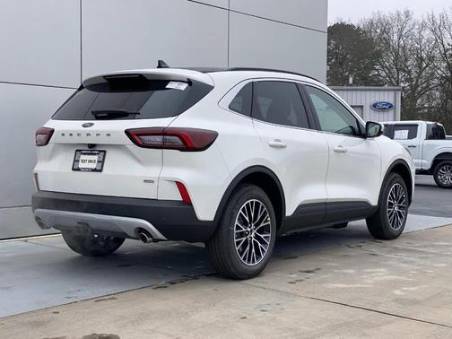 2026 Ford Escape PHEV