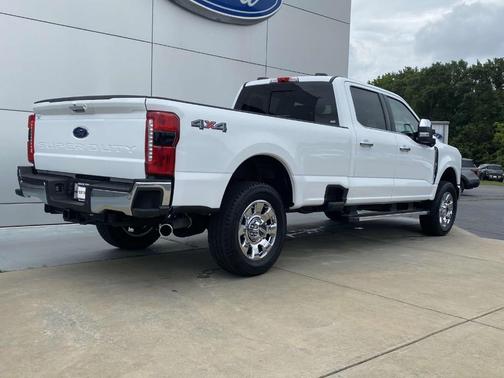 2024 Ford F-350 Lariat Super Duty