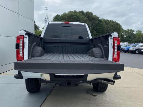 2024 Ford F-350 Lariat Super Duty