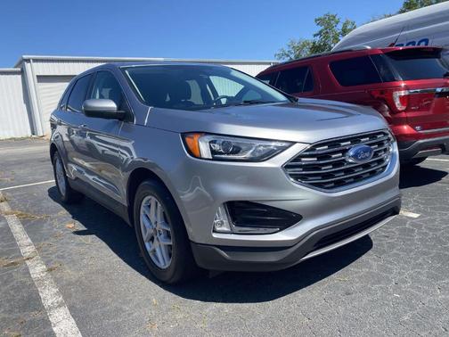 Iconic Silver Metallic 2021 Ford Edge SEL