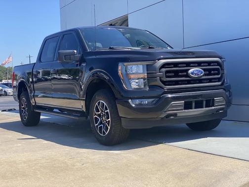 Black 2023 Ford F-150 XLT