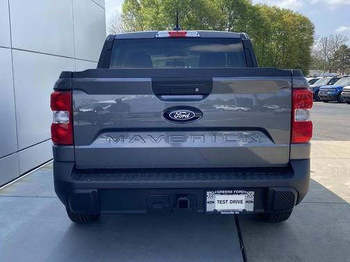 Carbonized Gray Metallic 2026 Ford Maverick XL