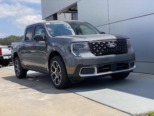 Carbonized Gray Metallic 2026 Ford Maverick Lariat