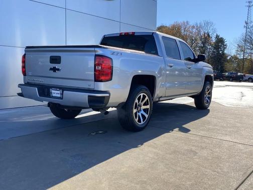 2018 Chevrolet Silverado 1500 2LT