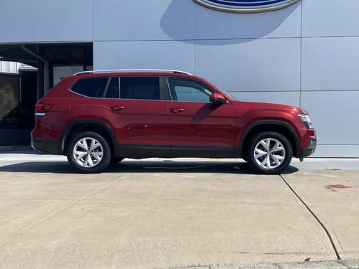 Fortana Red Metallic 2019 Volkswagen Atlas 3.6L SE