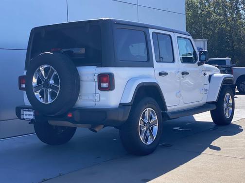 White 2019 Jeep Wrangler Unlimited Sahara