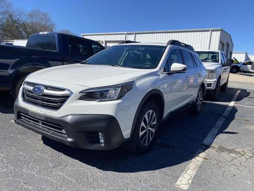 2021 Subaru Outback Premium