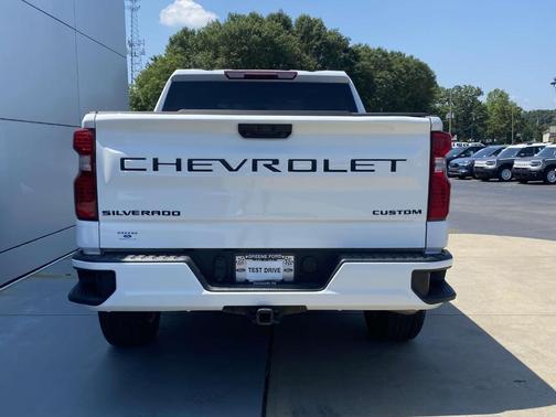 2023 Chevrolet Silverado 1500 Custom