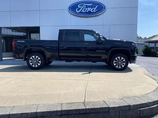 2023 Chevrolet Silverado 2500 Custom