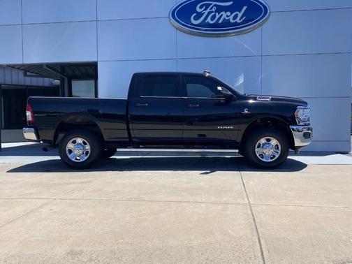 Black 2022 RAM 2500 Big Horn