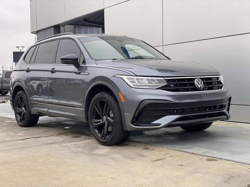 2023 Volkswagen Tiguan 2.0T SE R-Line Black