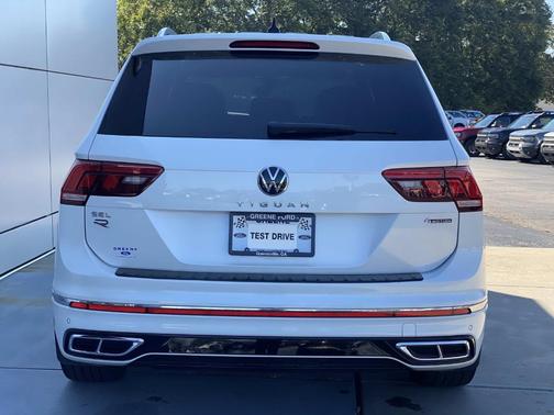 Oryx White Pearl Effect 2022 Volkswagen Tiguan 2.0T SEL R-Line