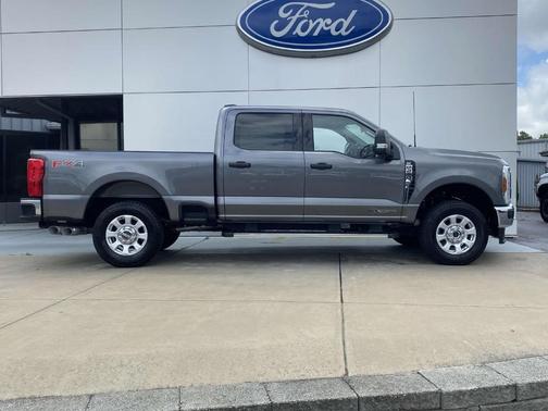 2024 Ford F-250 XLT