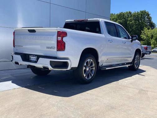 Beige 2024 Chevrolet Silverado 1500 High Country